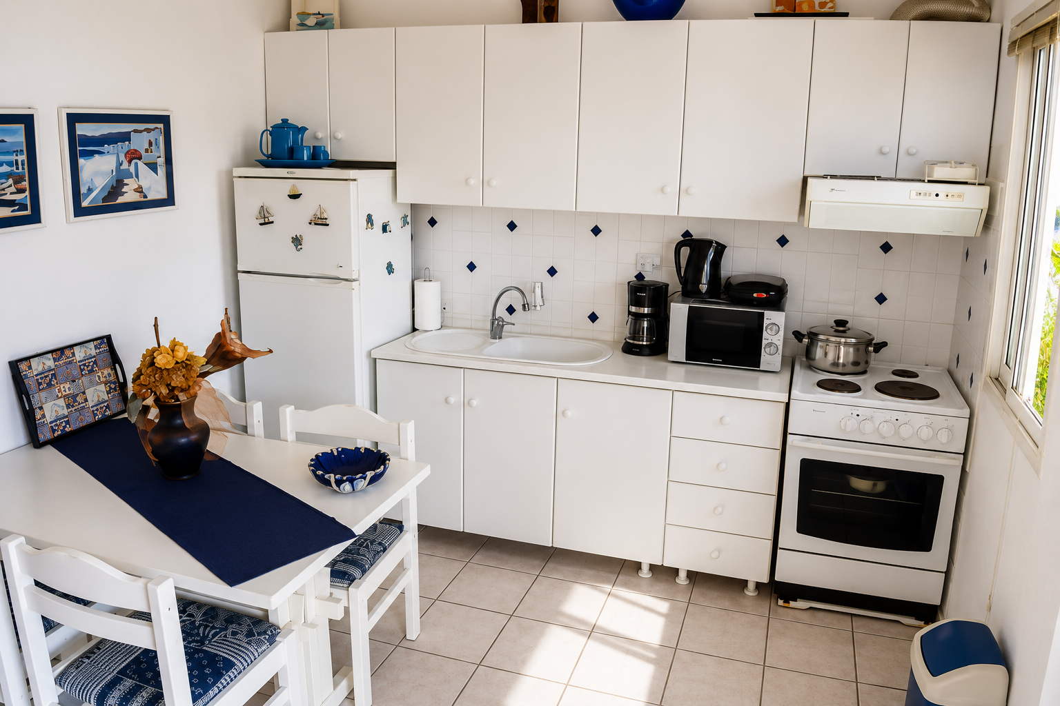 Kleo House kitchen